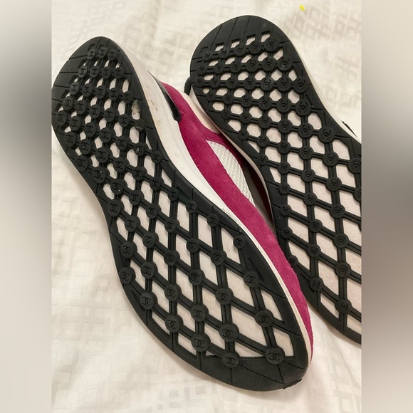 Chanel Mesh Suede Calfskin Womens CC Sneakers 38 White Dark Pink Grey - Picture 5 of 12